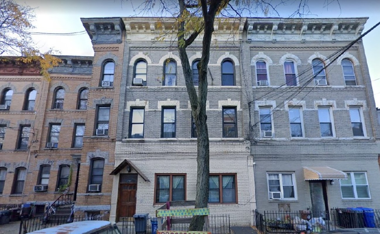 17-25 Himrod Street