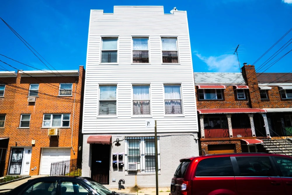 943 East 229th Street