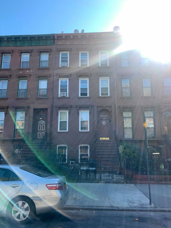 132 Macon Street