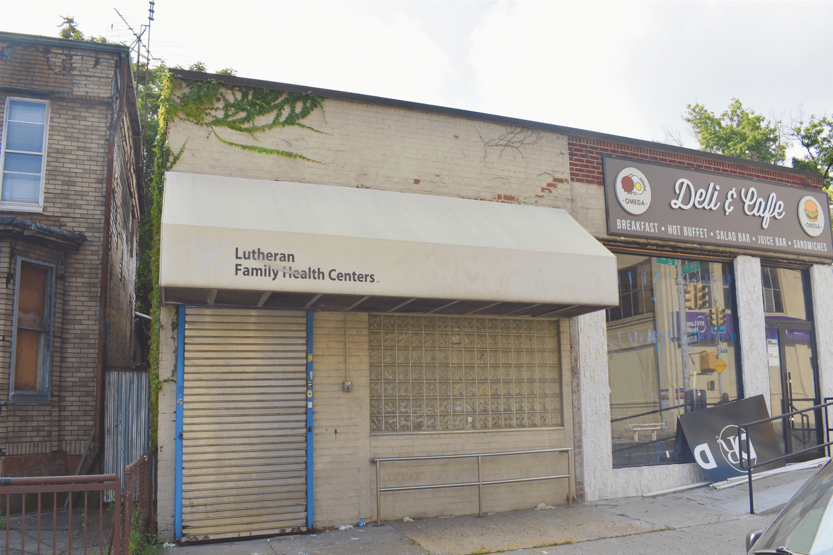 5421-5423 Second Avenue