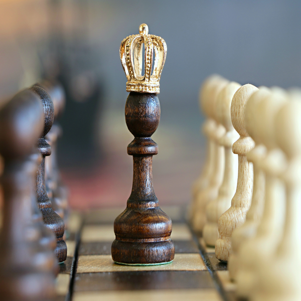 Ashkenazy vs Gindi: A Battle Between Billionaires